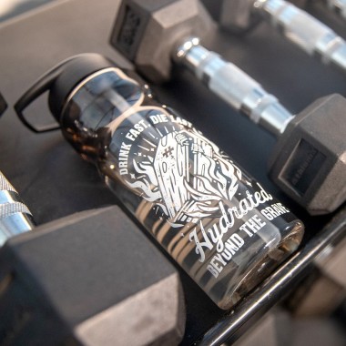 Bouteille 650ml  "drink fast, die last"