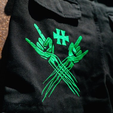 Cargo Short "Horns Up"